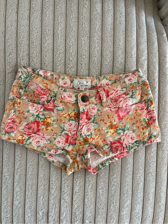 Chloe Pants - Chloe Floral High-Rise Cotton Shorts in Pink, Green & Yellow